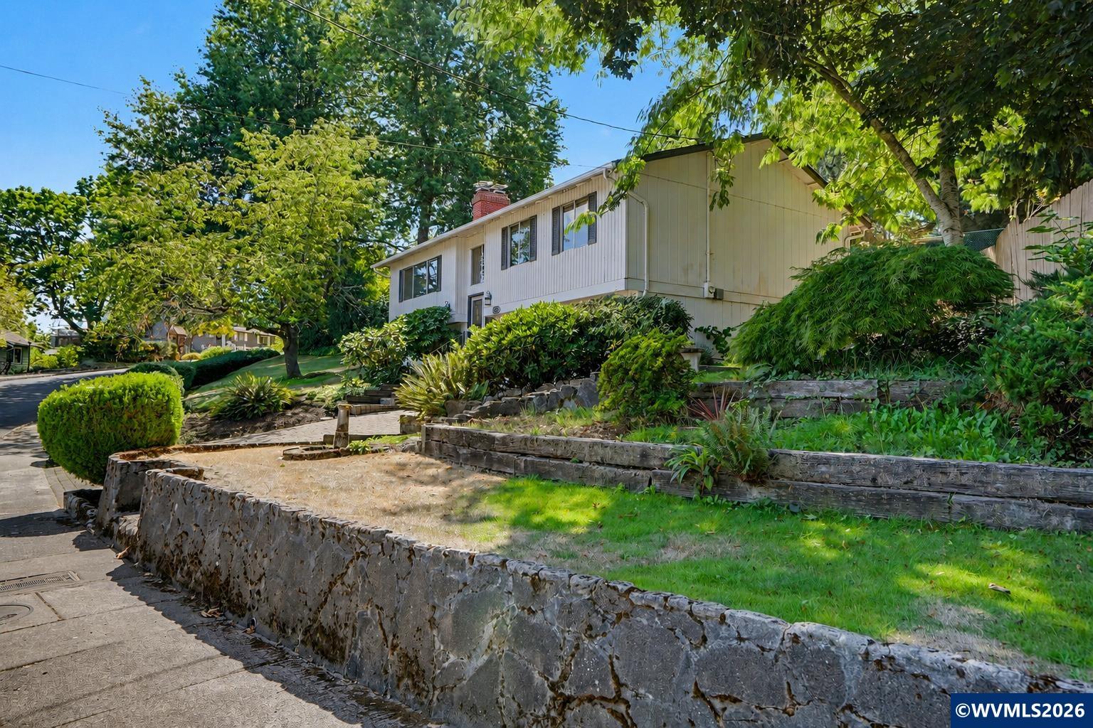 Residential in Salem 5