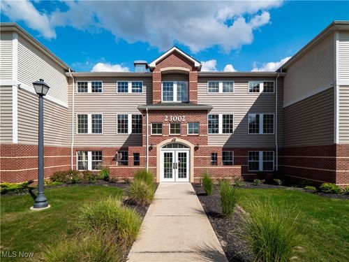 apt-342-23002 Chandlers Ln, Olmsted Falls, OH, 44138-3264 | Card Image