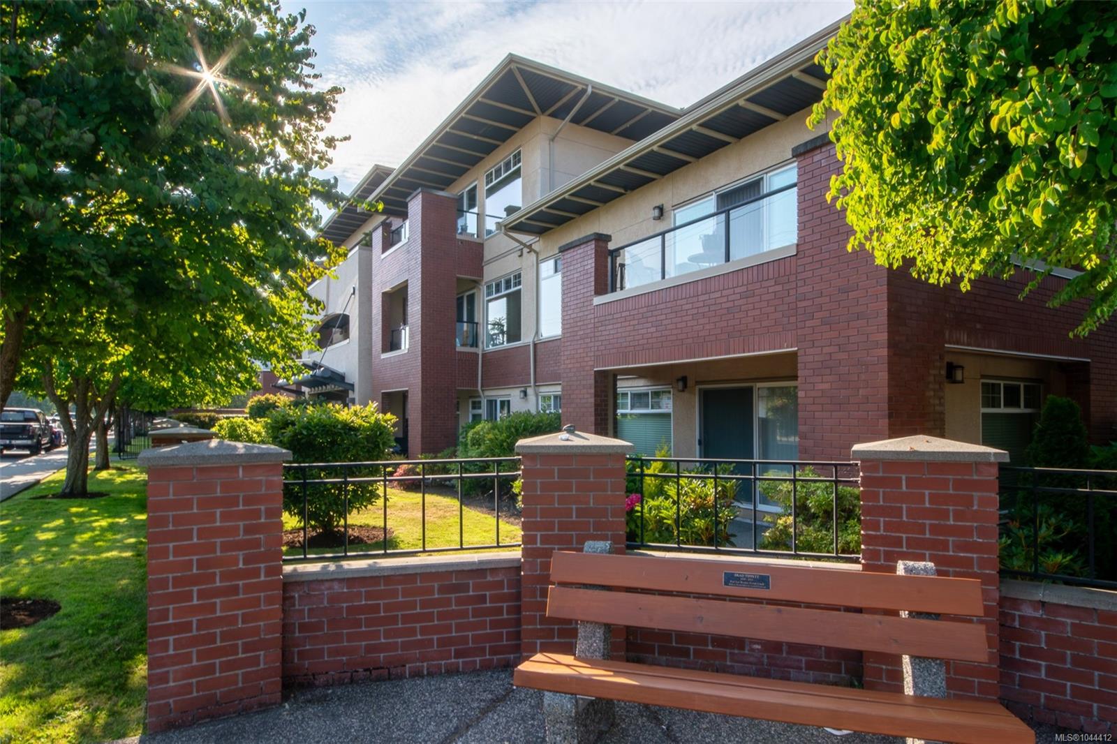 Residential in Sidney 4