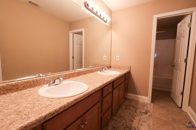 222 Olde Hickory Cir, House other with 5 bedrooms, 3 bathrooms and null parking in Bonaire GA | Image 25