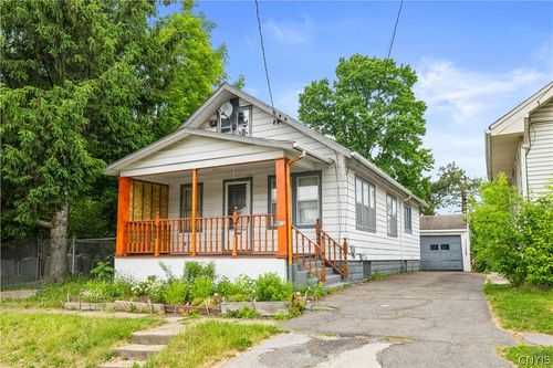 812 Watson Pl, Utica, NY, 13502-5209 | Card Image