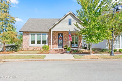 512 Waterview Rd, Youngsville, LA, 70592-6627 | Card Image