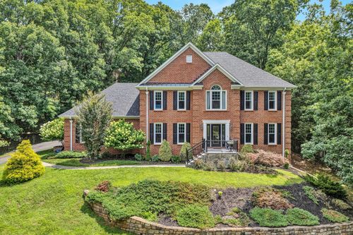 8109 Winterwood Trl, Roanoke, VA, 24018 | Card Image