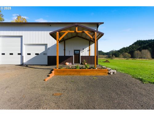 314 E Valley Rd, Skamokawa, WA, 98647-9727 | Card Image