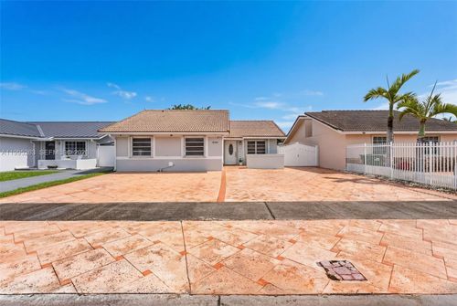 14747 Sw 82nd St, Miami, FL, 33193 | Card Image