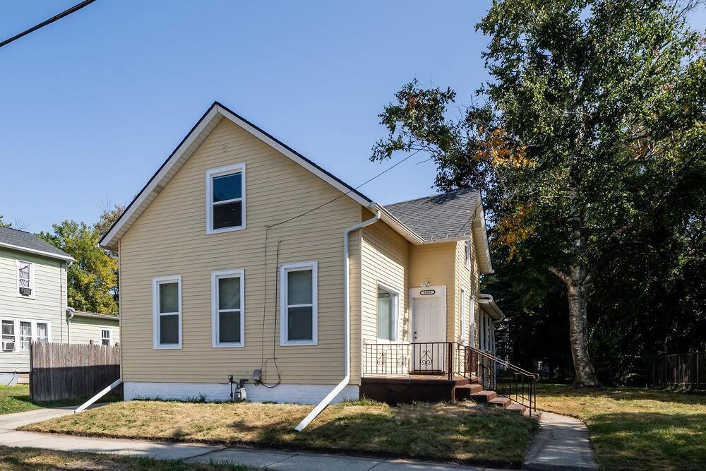 Saint Clair St, Racine, WI 53402