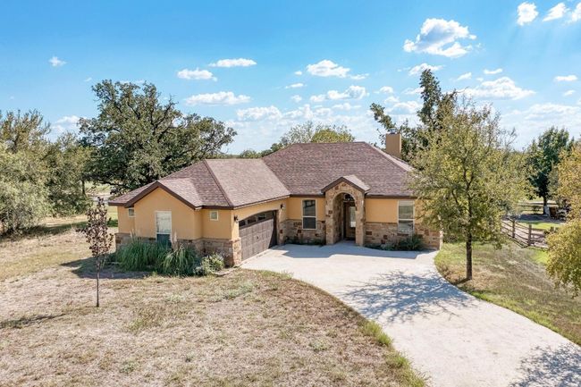 110 Chaumont St, House other with 3 bedrooms, 2 bathrooms and 2 parking in Kingsland TX | Image 4