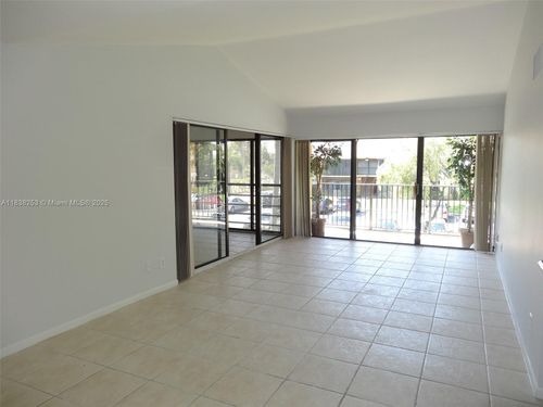apt-93-5855 Washington St, Hollywood, FL, 33023-7420 | Card Image