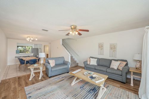 ut-4-8468 Gulf Blvd, Navarre, FL, 32566-6857 | Card Image