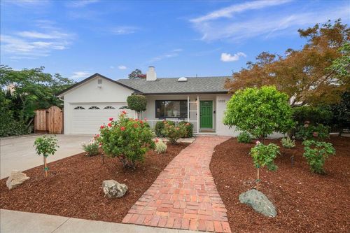 1059 Nilda Ave, Mountain View, CA, 94040-3119 | Card Image