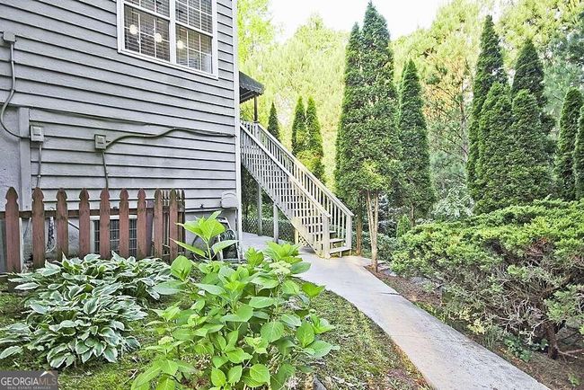 770 Walnut Creek Dr Nw, House other with 5 bedrooms, 4 bathrooms and 4 parking in Lilburn GA | Image 51
