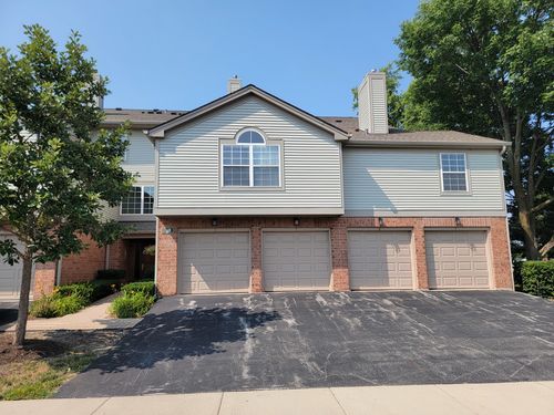 apt-7-2 Kristin Cir, Schaumburg, IL, 60195-3362 | Card Image