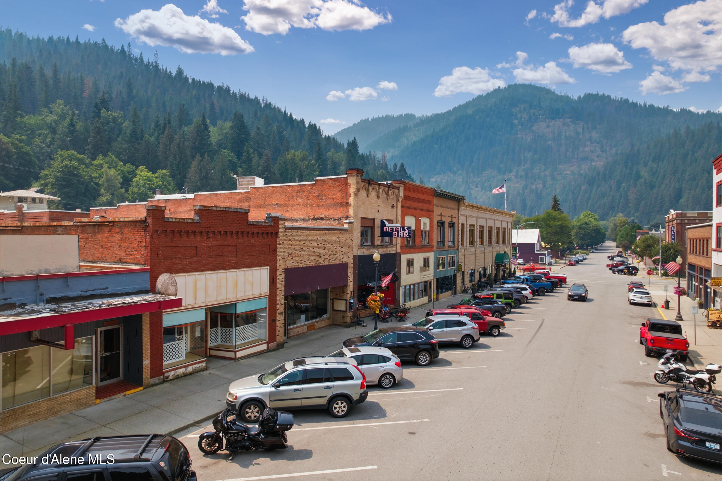 Commercial Sale in Wallace 4