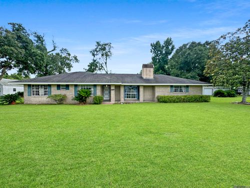 40467 Jason Kinchen Ln, Gonzales, LA, 70737-6852 | Card Image