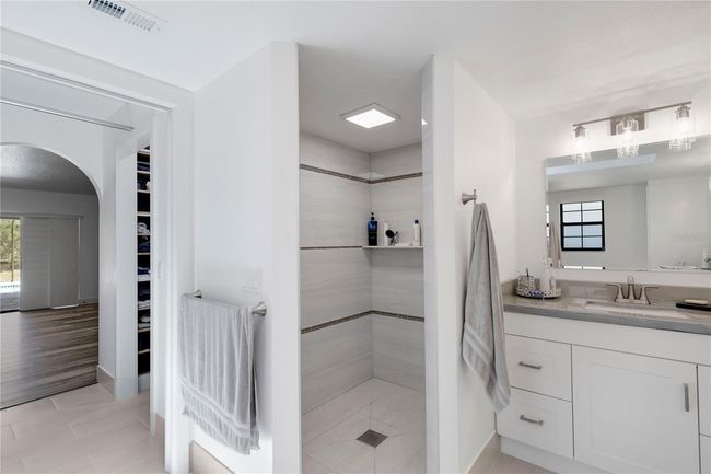 Primary en suite Bathroom | Image 29