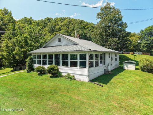 3000 Upper Caney Valley Rd, Tazewell, TN, 37879-5904 | Card Image