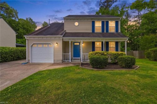 147 Canterbury Run, Newport News, VA, 23602-5275 | Card Image