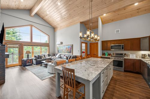1404-235 Skimobile Rd, North Conway, NH, 03860 | Card Image