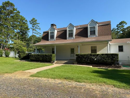 201 Deer Run Ln, Mena, AR, 71953-8942 | Card Image
