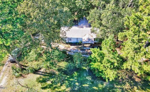 930 Old Halifax Rd, Zebulon, NC, 27597-6346 | Card Image