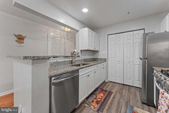 APT-204 - 8099 Lacy Dr, Condo with 2 bedrooms, 2 bathrooms and null parking in MANASSAS VA | Image 8
