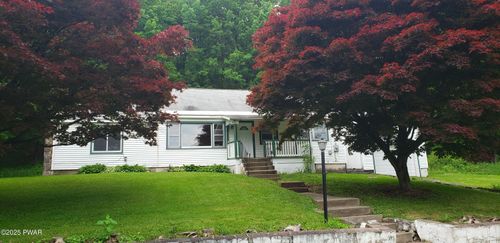 3307 Creamton Dr, Preston Park, PA, 18455-1010 | Card Image
