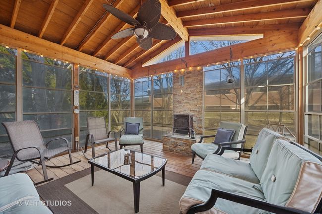 2081 Jordan Ter, House other with 5 bedrooms, 5 bathrooms and 3 parking in Buffalo Grove IL | Image 25