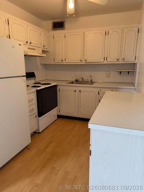 13 Kent A, West Palm Beach, FL, 33417 | Card Image
