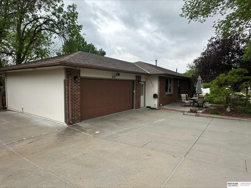 835 W Belmont Ave, Lincoln, NE, 68521-3413 | Card Image