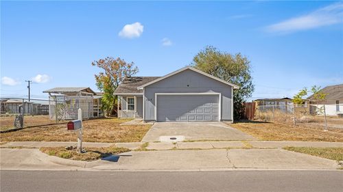 1515 Main Dr, Corpus Christi, TX, 78409-2213 | Card Image