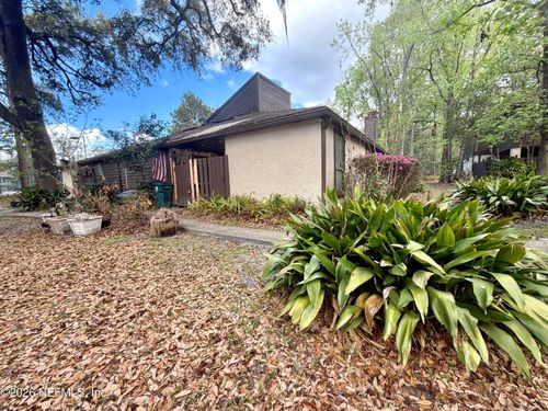 10420 Big Tree Cir W, JACKSONVILLE, FL, 32257-6358 | Card Image