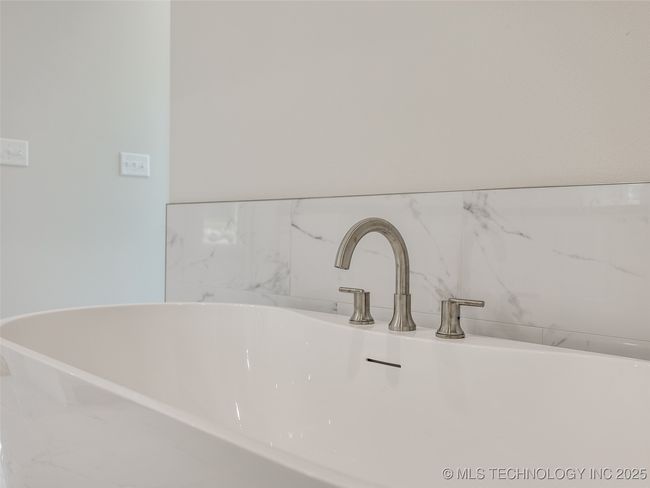 11264 S Fir Ave, House other with 4 bedrooms, 4 bathrooms and null parking in Jenks OK | Image 32