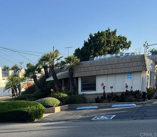 301 N Vine Street, Fallbrook, CA, 92028 | Card Image