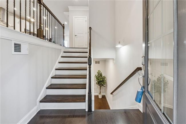 4012 Townsend Ln, Townhouse with 3 bedrooms, 4 bathrooms and null parking in Dunwoody GA | Image 5