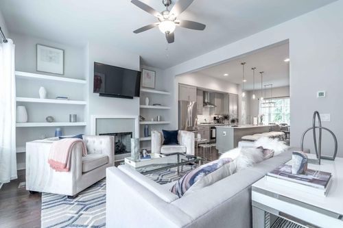 724 Taylor Ct Ne, Atlanta, GA, 30324-3800 | Card Image