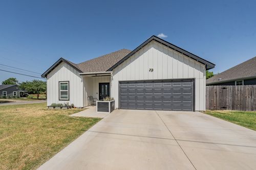 3501 Dillard St, Fort Worth, TX, 76105-5100 | Card Image