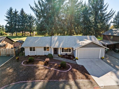 5039 58th Ave Se, Olympia, WA, 98513-5002 | Card Image