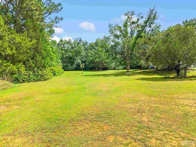 6640 Frank Reeder Rd, House other with 3 bedrooms, 2 bathrooms and 1 parking in Pensacola FL | Image 25