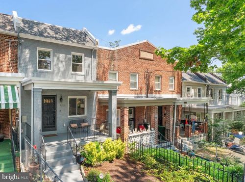 4226 Gault Pl Ne, WASHINGTON, DC, 20019-8005 | Card Image