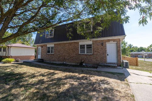 6108 E Saint Charles Rd, COLUMBIA, MO, 65202-3019 | Card Image