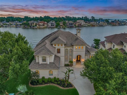 106 W Shore Dr, Montgomery, TX, 77356-8601 | Card Image