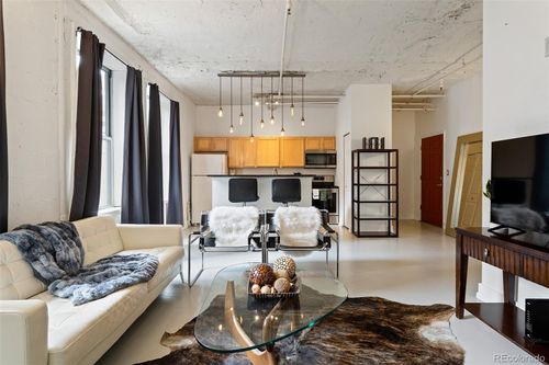 apt-209-444 17th St, Denver, CO, 80202-4463 | Card Image