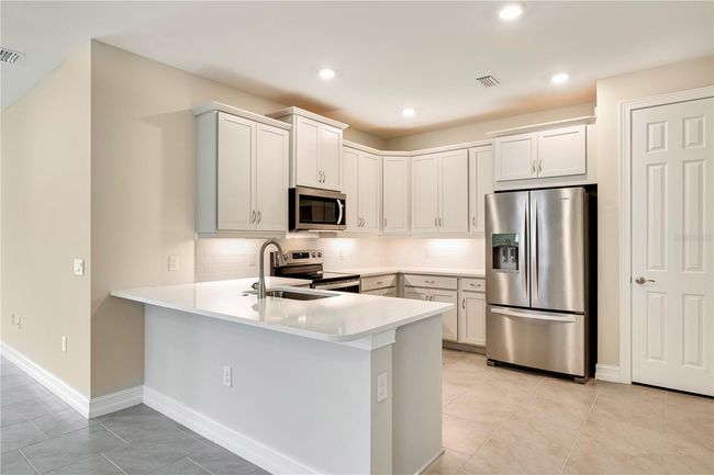 376 Ibiza Loop, House other with 2 bedrooms, 2 bathrooms and null parking in VENICE FL | Image 14