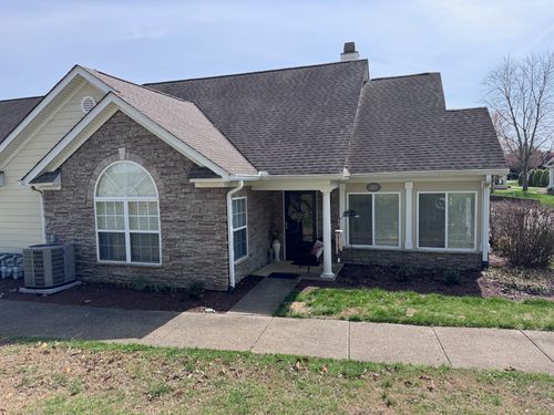 202-825 Browns Ln, Gallatin, TN, 37066-7471 | Card Image