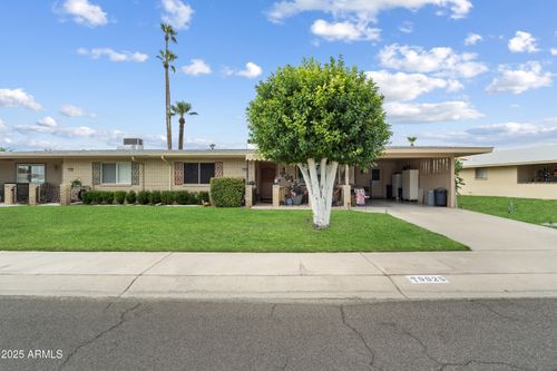 9925 W Mountain View Rd, Sun City, AZ, 85351-4812 | Card Image
