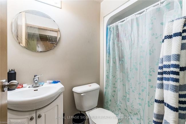 101 - 253 Lester St, House attached with 5 bedrooms, 2 bathrooms and null parking in Waterloo ON | Image 13