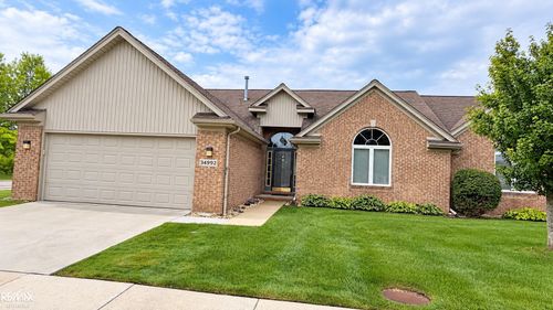 34992 Mourning Dove Ln, Richmond, MI, 48062-5505 | Card Image