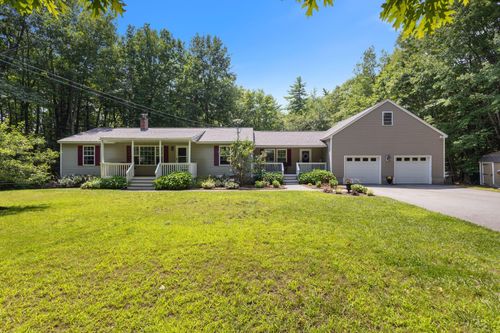 215 Cranberry Meadow Rd, Berwick, ME, 03901-2407 | Card Image