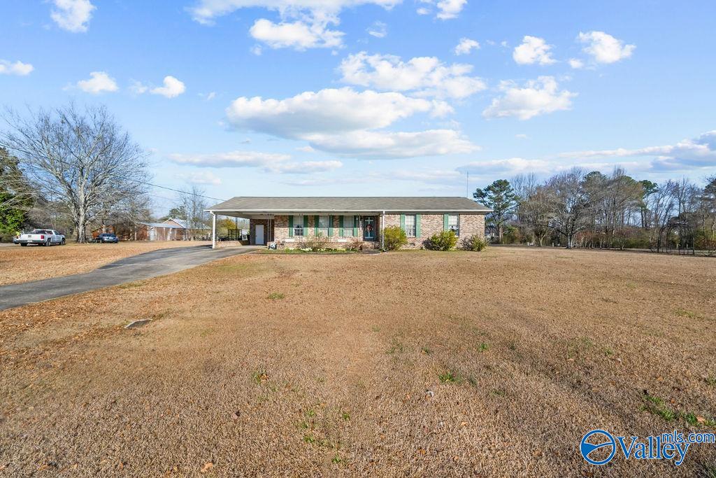 Jenkins Cir, Gadsden, AL 35907