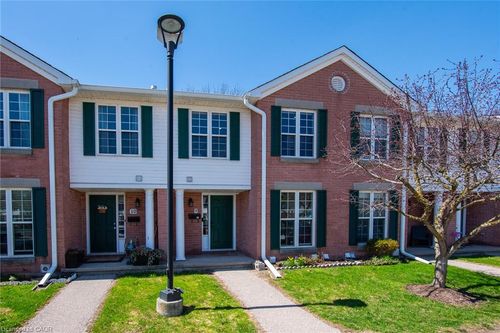 9-465 Woolwich Street, Waterloo, ON, N2K3S4 | Card Image